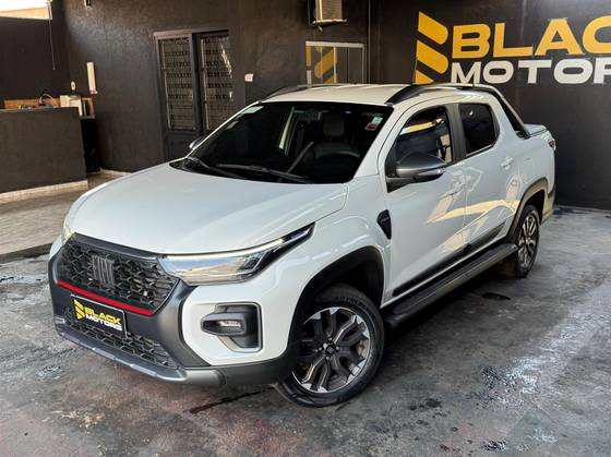 FIAT STRADA 1.0 TURBO 200 FLEX ULTRA CD CVT FIAT STRADA 1.0 TURBO 200 FLEX ULTRA CD CVT